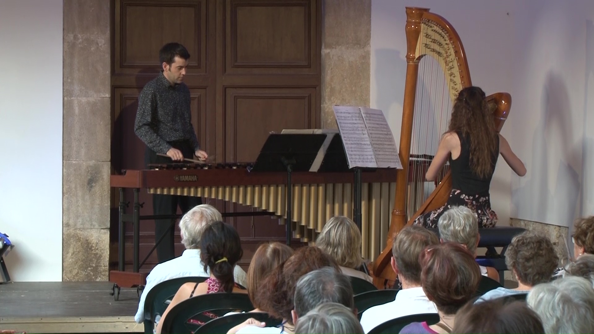 Blooming Duo porta al Monestir de Banyoles una atípica combinació d'arpa i marimba